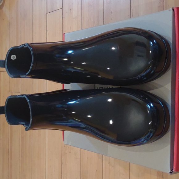 Hunter Chelsea Bootie - Picture 4 of 10